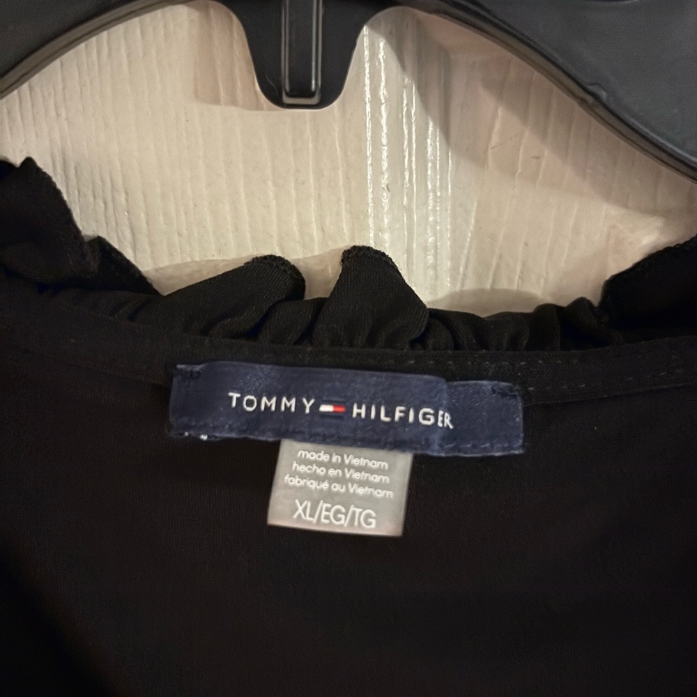Tommy Hilfiger ladies shirt - Picture 4 of 4